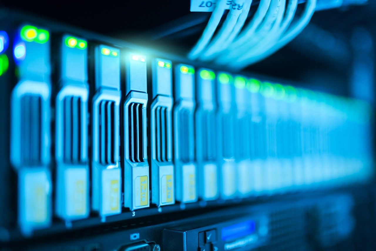 switch-pc-computer-5015530.jpg